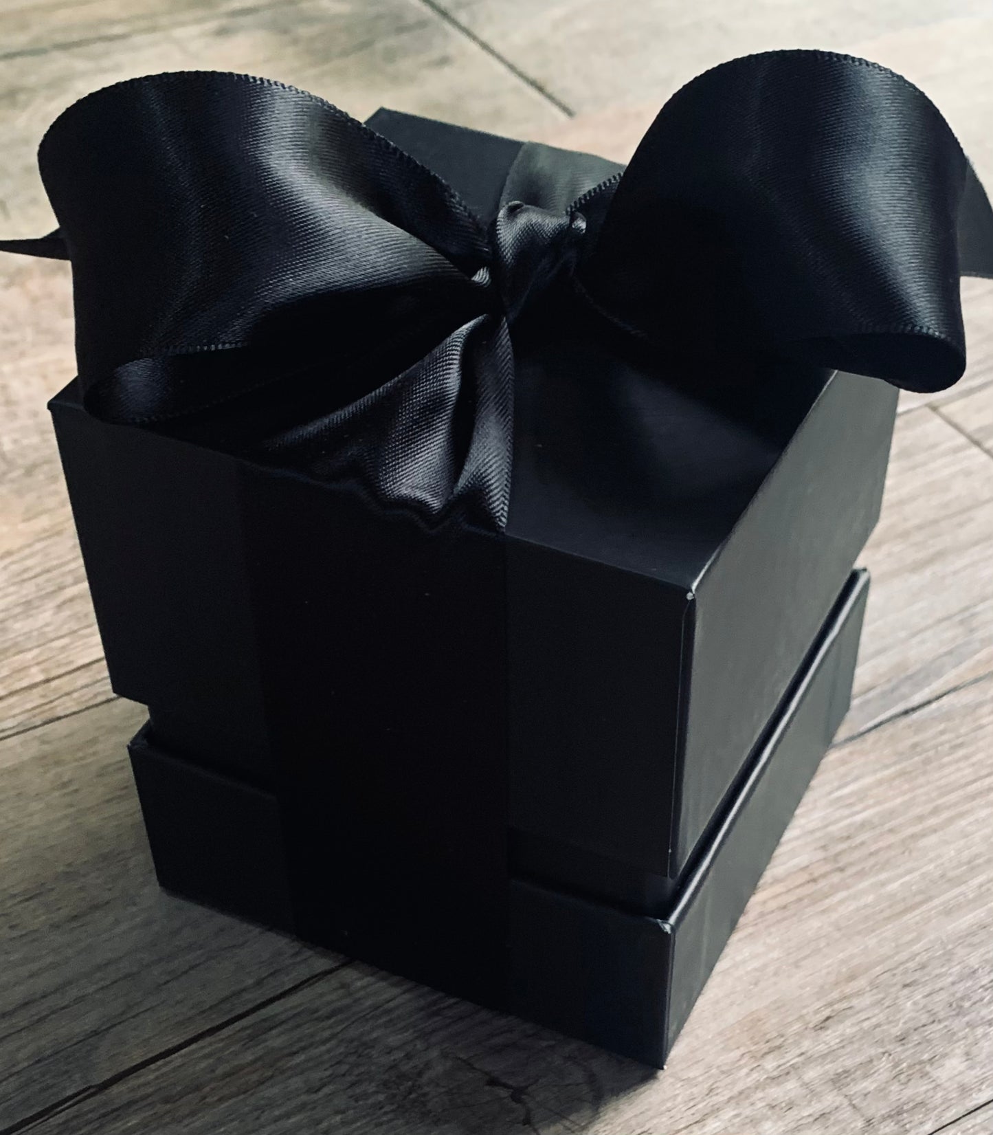 Ribbon Candle