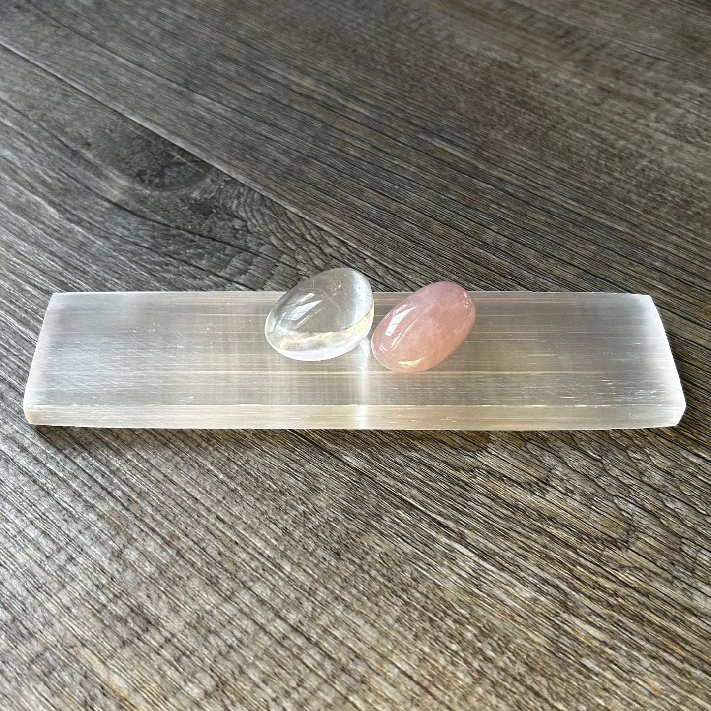 Selenite Charging Plate