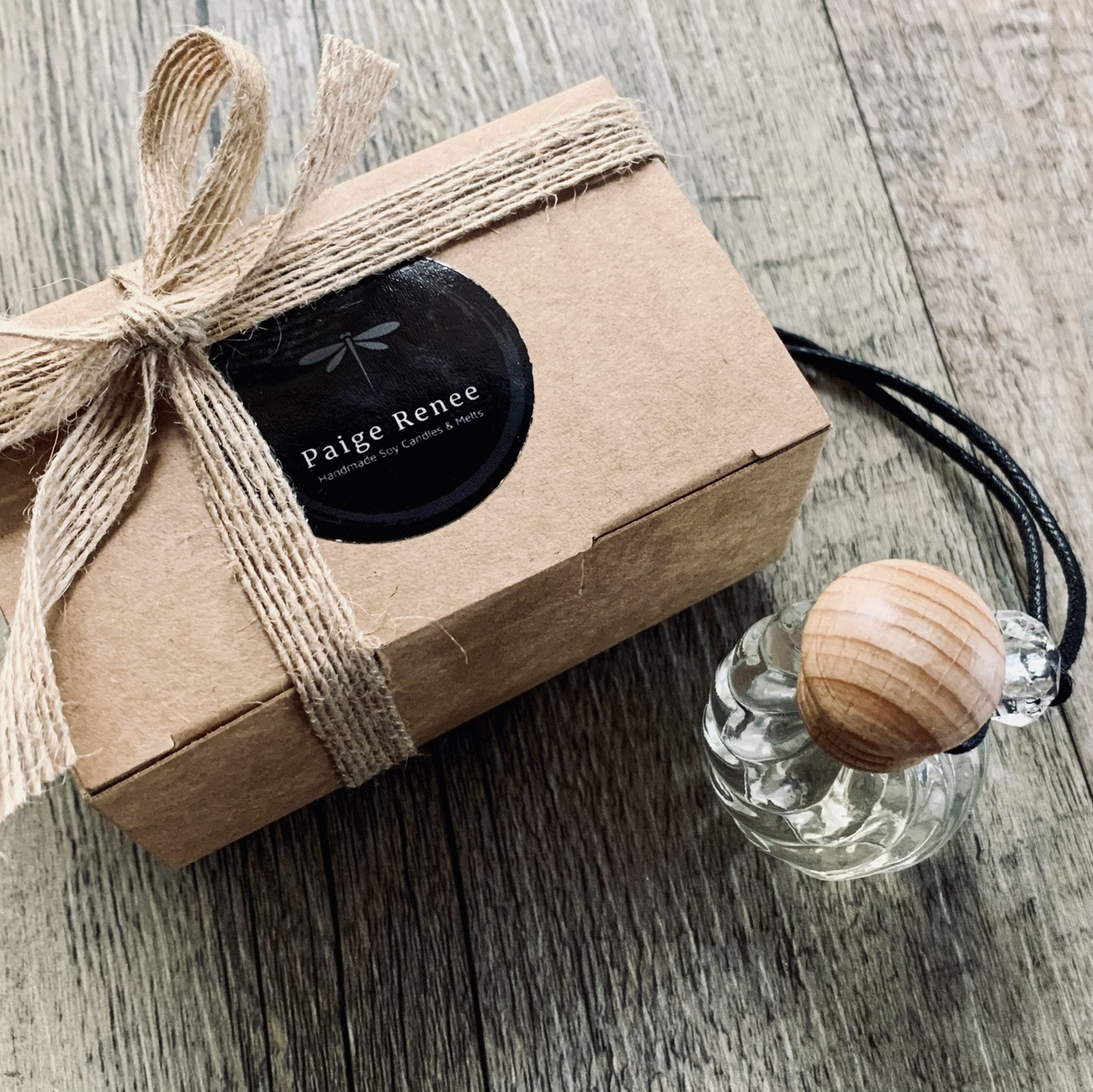 Poured & Ready | Dry Tobacco & Hay | Car Diffuser | 10ml