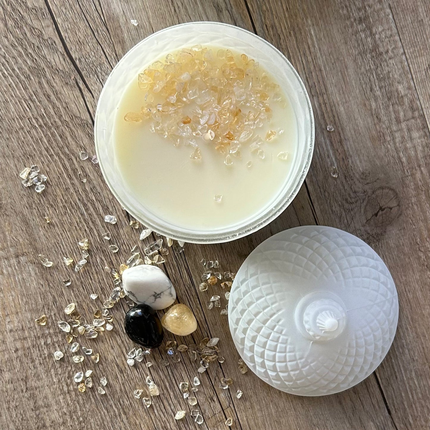 GEMINI Gift Box | 60hr Candle + Crystals | Zodiac Collection