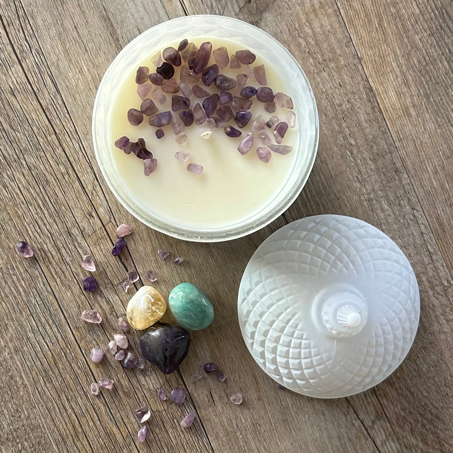 VIRGO Gift Box | 60hr Candle + Crystals | Zodiac Collection