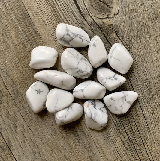 Howlite White | Tumbled Stone