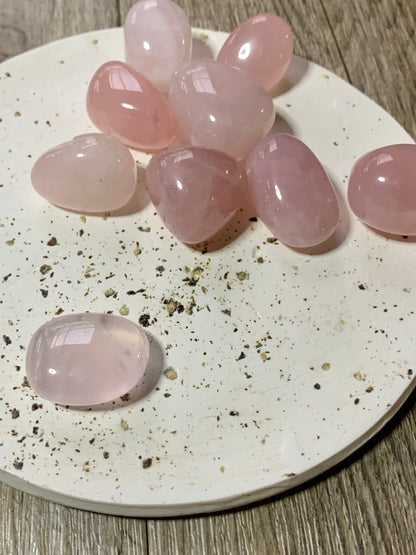Rose Quartz | Tumbled Stone