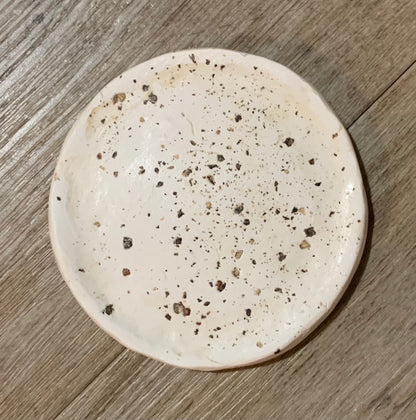 Clay Dish (Medium)