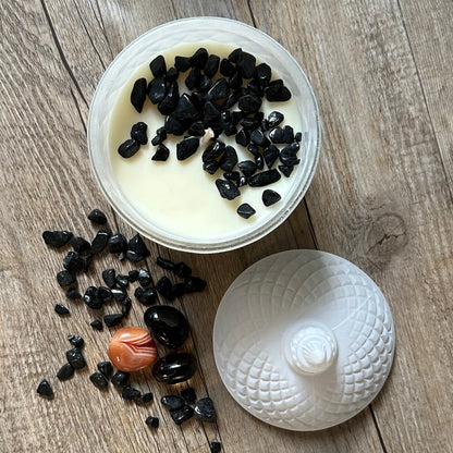 CAPRICORN Gift Box | 60hr Candle + Crystals | Zodiac Collection