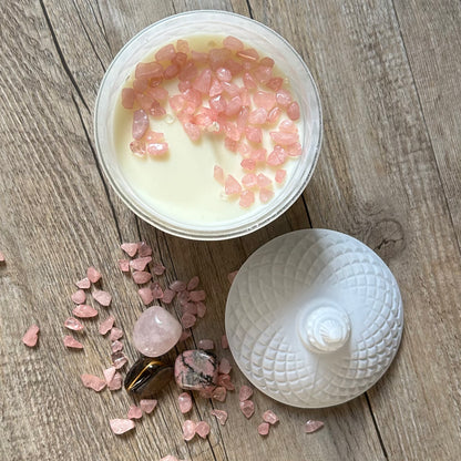 TAURUS Gift Box | 60hr Candle + Crystals | Zodiac Collection